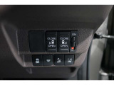 ◆◆両側電動スライドドア!!荷物で手が塞がる時など簡単にドアの開閉が出来ます!何より力いらずで開閉OK!女性やお年寄りにも優しい♪電動機能はOFFにもできますから元気なお子様の駆け出しも安心!