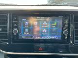オーディオ機能も充実しておりますので車内も快適に過ごすことができますよ。