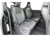 ゆとりある広々とした車内空間は、ドライブを始め買い物やレジャーなど、幅広く活躍します。一人でもみんなとでもお出かけを楽しみましょう!