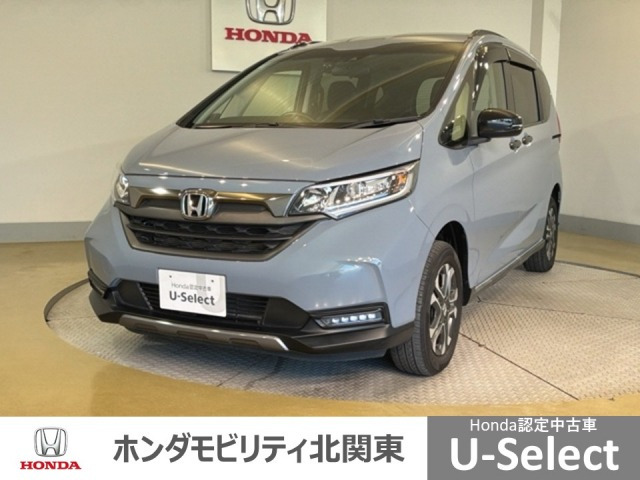フリード+ 1.5 クロスター ブラックスタイル 4WD