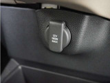 ◆12V電源ソケット◆スマートフォンの充電等にも便利な電源ソケット!使いやすい場所に装備されています。