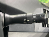 【オートライト】周りの明るさに応じて自動でヘッドライトの点灯・消灯ができる機能です!ライトの付け忘れ・消し忘れなどが無くなり、雨の日や夕方の走行も安心!トンネル通過時も便利ですね♪