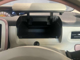 薄型のティッシュBOXなどが収納出来ます。小物入れとしても使えるので便利です。