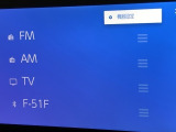 Bluetooth(ブルートゥース)接続機能付き。スマートフォンなどからお気に入りの音楽をワイヤレス再生できます。ドライブがさらに楽しくなりますね。