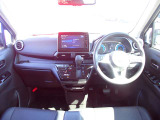 周りが見やすく運転しやすいお車です♪