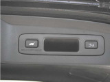 ◆パワーテールゲート◆キーや運転席のボタン、ハンズフリー機能など多彩なアクセスで自動開閉できます。