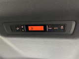 後席用にもエアコンの吹き出し口があり快適です。どの席に座っても快適なドライブが楽しめます♪