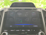HDMIやVTR、交通情報などのメニューが表示され、用途に合わせて選択できる画面です。各項目がまとまっており、音楽や情報を利用する際に確認しやすいのも便利です。