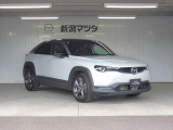 新潟マツダ自動車の中古車販売は直接ご来店いただき、現車確認をしていただけるお客様に限らせていただきます。予めご了承頂きますようよろしくお願いいたします。