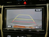 バックガイドモニターで、後方を確認しながら安心して駐車することができます。運転初心者も熟練者も必須の機能ですよ!