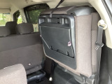 アイデア次第でいろいろな使い方ができる広くて使い勝手のいい荷室。