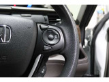 Hondaセンシングの機能のひとつ、アダプティブクルーズコントロール付!アクセルから足を離しても設定したスピードと前車との車間を保ち走行してくれます!車線維持もアシスト☆高速道路で疲労軽減ですね☆