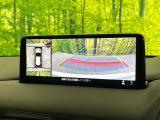 【360&deg;ビューモニター】専用のカメラにより、上から見下ろしたような視点で360度クルマの周囲を確認することができます☆死角部分も確認しやすく、狭い場所での切り返しや駐車もスムーズに行えます。