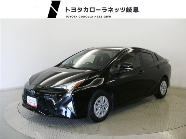 プリウス 1.8 S セーフティ プラス E-Four 4WD 