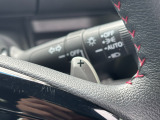 運転席の手元でシフトアップシフトダウンの操作が可能なパドルシフトを装備しています♪