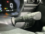 【オートライト】車外の明るさに応じて自動的にライトの点灯・消灯をしてくれます