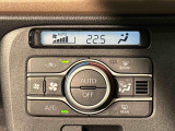 車内空調は&rdquo;AUTOエアコン&rdquo;にお任せ。運転に集中出来ますよ!