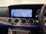 【アンビエントライト】メルセデス・ベンツの車内空間を彩ります。豊富なカラー展開で自分好みの空間に♪
