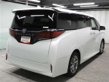 走りにこだわりながら収納力も持ち合わせたお車です。荷物を載せて軽快なドライブを楽しめますよ♪