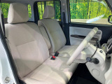 運転席シート廻りは使用感も少なく、良好な状態となっています。丁寧に使われていたことがよくわかりますね。