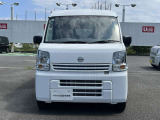 お支払い総額は県内登録・店頭納車にての表示をさせて頂いております。登録のご住所によって県外登録費用が必要となりますし、ご依頼によっては別途陸送費用が必要となる事も御座います。
