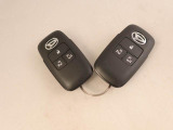 便利なキーフリーシステム搭載車!ドアの鍵の開閉も楽チン♪さらに・・・カギを挿さなくても、エンジンをかけれちゃいます!!