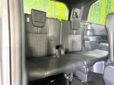 3列目シートはもちろん状態良好☆大人でもゆったりと座って頂けますので、大人数でのお出かけもラクラクです♪ご家族で、気の知れた仲間で、ドライブに行くのが楽しみですね♪