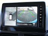 アラウンドビューモニター装備で、運転席からクルマの前後左右の状況が確認できます。