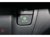 ECONボタンで低燃費モードに☆☆☆ECONスイッチを上手に使ってエコドライブ♪♪環境にもお財布にも優しい装備です☆☆☆