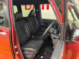 運転席広々