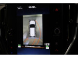 車を真上からの映像が後進時に映る全方位カメラを装備。隣の車との位置関係や縦列駐車の時に後ろの車とか気になりますね?、でも安心!全部見えます!これで狭い駐車場も安心です。
