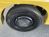 車体にぴったりの純正ホイールです。