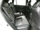 気になる汚れは「まるまるクリン」で解消! 当社の中古車はシートを外して隅々までキレイにクリーニングしてあります。