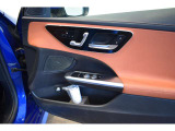 メルセデスは良質なクルマ(中古車)を、安心のサービスと共にお届けしています。