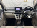 見通しのよいすっきりとした視界で、誰でも運転しやすいです。運転のしやすさは疲れにくさにも繋がりますよ♪