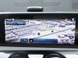 自然対話型MBUXナビケーションは『ハイ!メルセデス』と声を掛ける事で目的地の設定や室内温度の調整が出来ます。