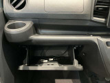 収納スペースもたくさん有ります☆車検証や小物類などすっきり収納♪