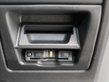 高速道路や有料道路の必需品のETCも装着されています。カードを入れるだけで、料金所をノンストップ&キャッシュレスで通過出来ます。長距離井戸の際にも役立ちます★☆★☆