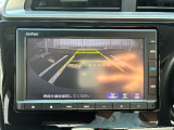 バックでの駐車が苦手な方や運転にあまり自信のない方でも後方の視界をしっかりサポート。安心して車庫入れが出来るバックカメラを装備しています!