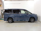 この度は、当社の展示車をご覧いただきまして、誠に有難うございます。自信をもってお勧めできる車となりますので、ごゆっくりご覧頂きたいと思います。