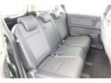 ■車内クリーニング■専門スタッフが見えないところまで徹底洗浄!車内のニオイもリフレッシュ!目に見えないところまで美しくがモットーです。だから、当店の中古車は内装にも自信があります!