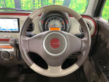 【純正革巻きステアリング】上質な革を使用することで、手にしっかり馴染みとても運転しやすいハンドルです♪