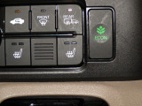 【シートヒーター】シートヒーター装備車です。寒い冬に乗車中とても暖かく快適に移動できます。冷え性の方にピッタリの装備です!