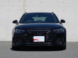 一目でAudiだと分かる特色を持つフロントマスク。