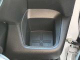 ドリンクホルダー(運転席)