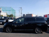 内外装およびエンジンル-ムなど専用クリ-ニング致します。車両クリ-ニングのプロが施工致しますので!高品質な1台に蘇りますよ♪(全在庫無料施工)