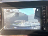 ドライブレコーダーの映像は、カーナビで見る事が出来ます。前後録画タイプです。後方映像は画面左上に表示されます。