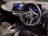 ☆センターパネルを運転席側に僅かに傾けたBMW独特のインパネ☆【駆け抜ける歓び】はここからもスタートしております☆