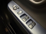 ご納車後の定期的点検に合わせて、「エンジンオイル&フィルター交換」を行うお得なメンテナンスパッケージの「安心メンテナンスパック」をおすすめしております。詳細については当店スタッフまでお尋ねください。