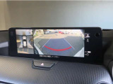 バックカメラで車庫入れをサポートします♪